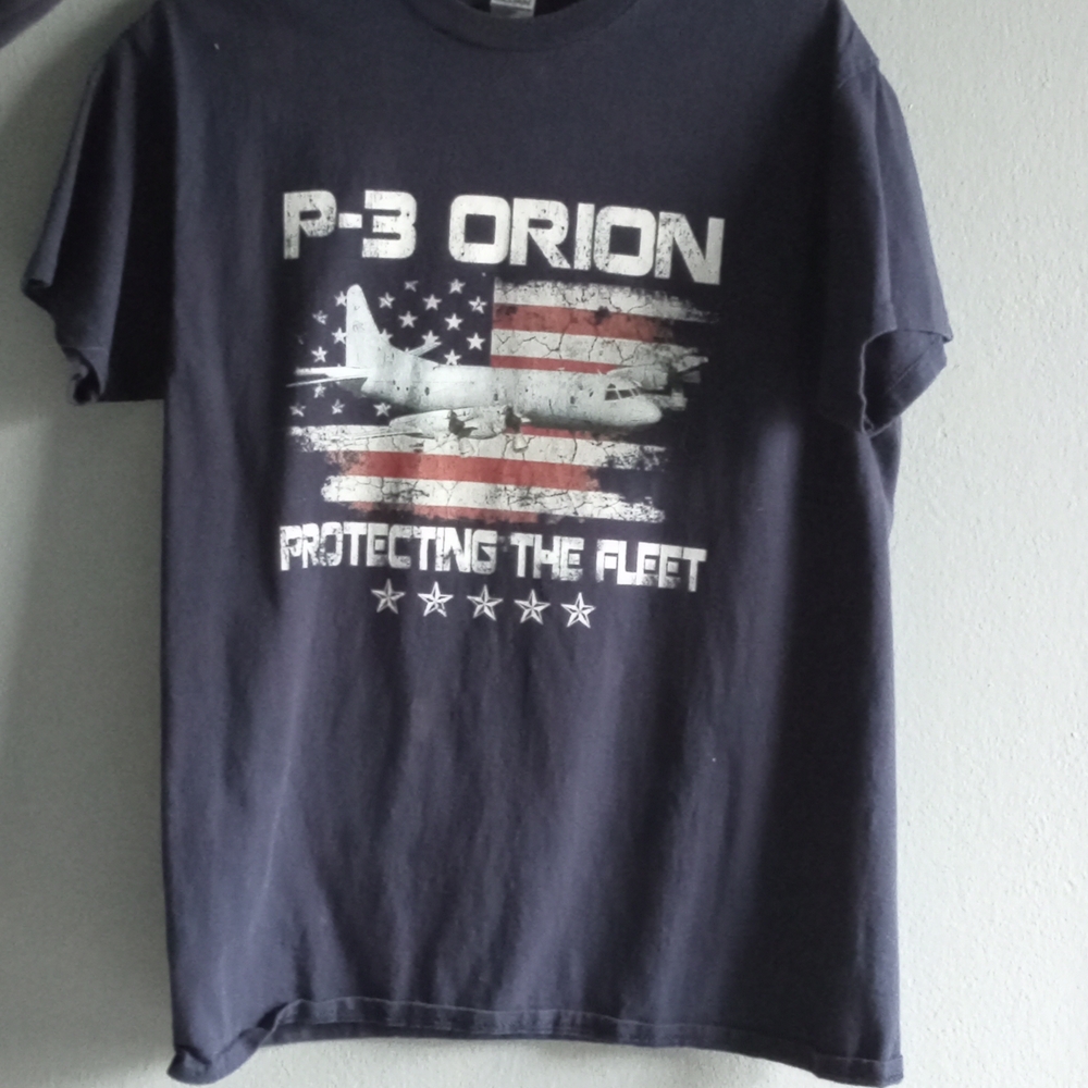 Gildan Blue Short Sleeve Tee Casual Comfort